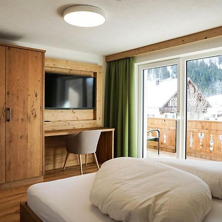 Appartement Pension Strolz Bichlbach Bagian luar foto