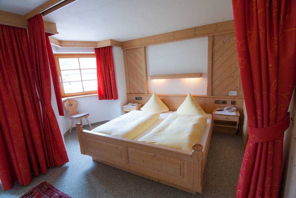 Appartement Pension Strolz Bichlbach Ruang foto